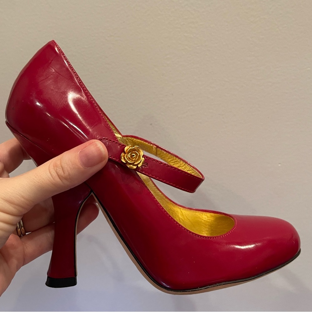 Vintage red pumps Dolce & Gabbana